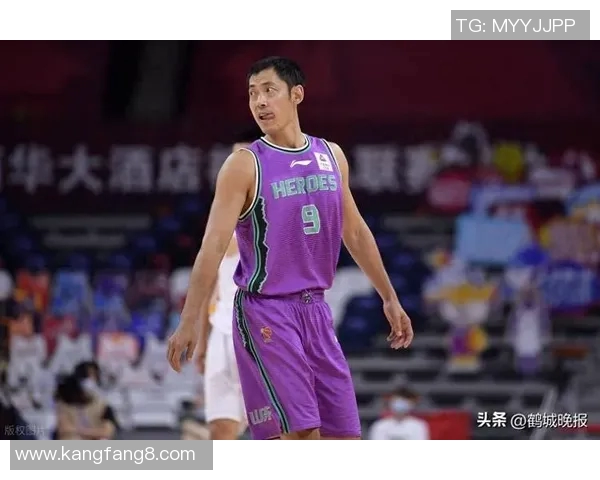 张庆鹏：从篮球场上的传奇到生活中的奋斗者，见证梦想与坚持的力量